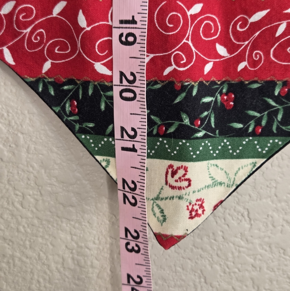 Vintage Nutcracker Festive Mistletoe And Holly Berries Striped Christmas Vest - Picture 7 of 9